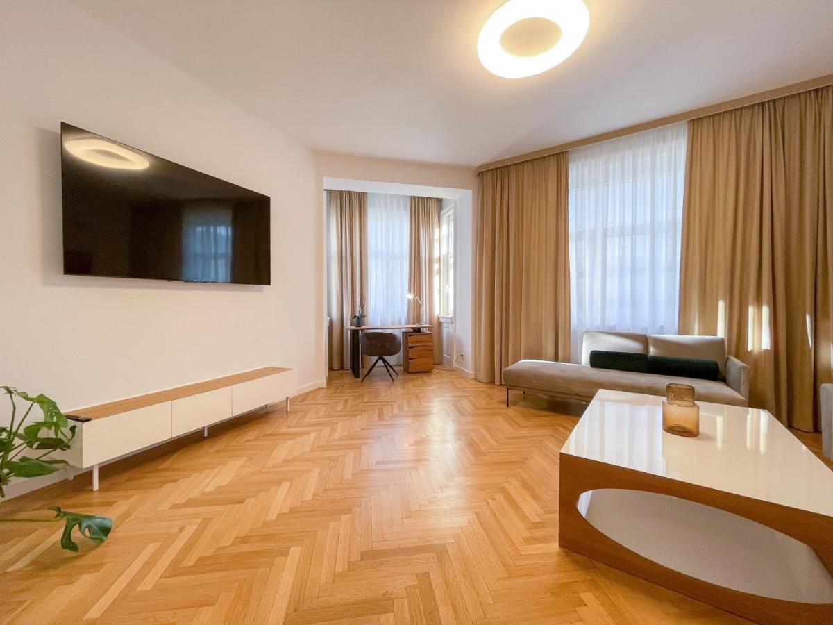 Elysian Apartment Pressburg Exterior foto